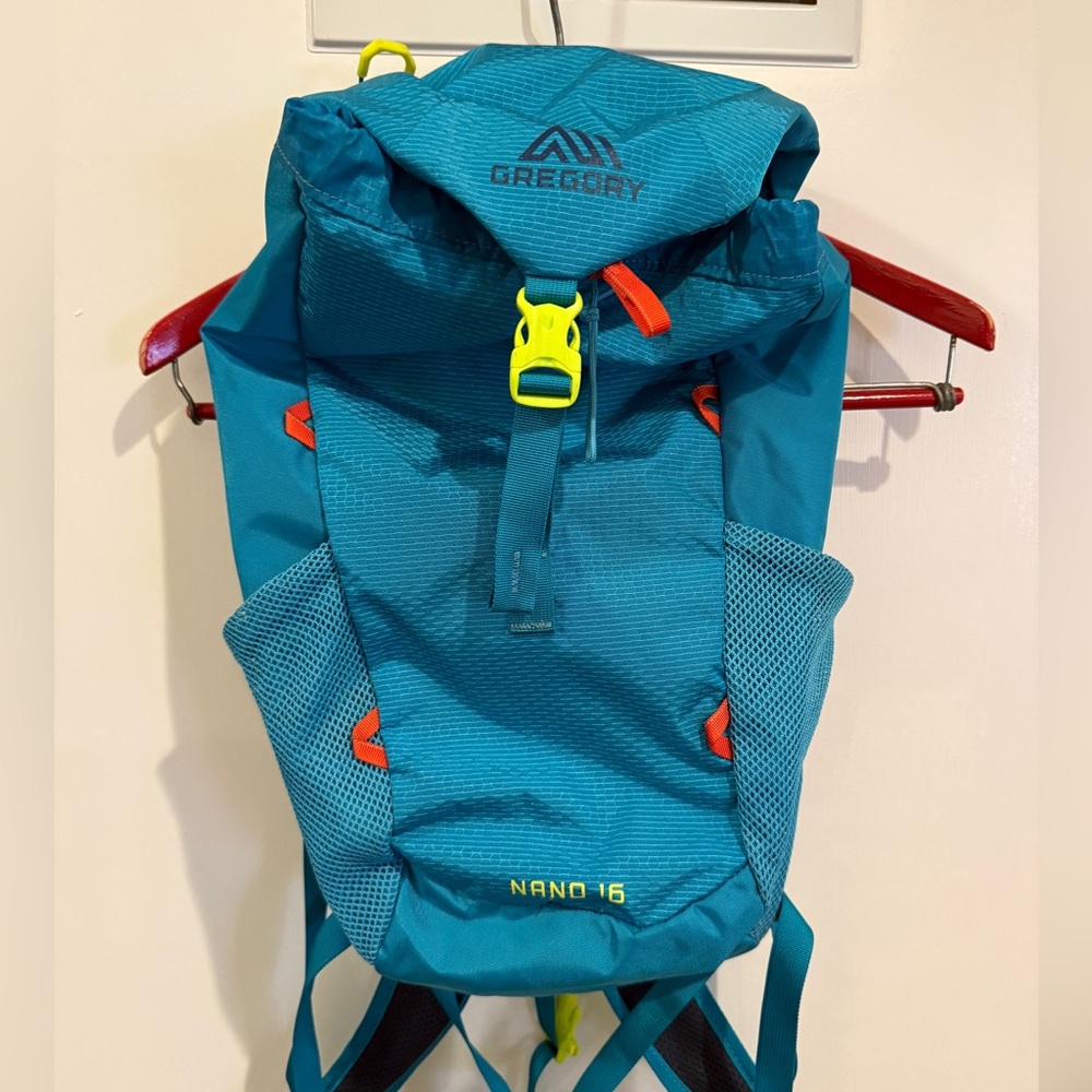 Gregory Nano 16 plus Teal and Yellow Backpack - Like New